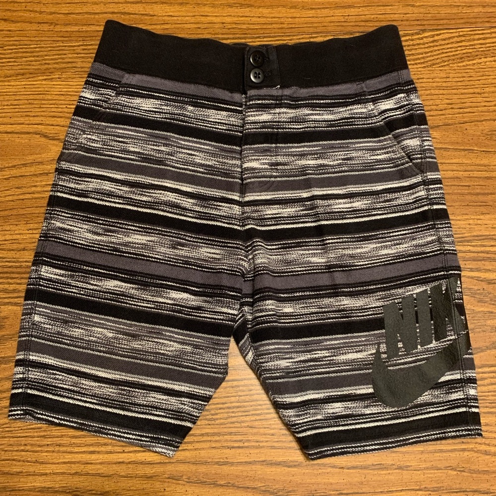 Nike Stiped Woven Shorts